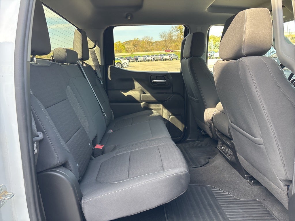 2021 Chevrolet Silverado 1500 4WD Crew Cab Short Bed LT