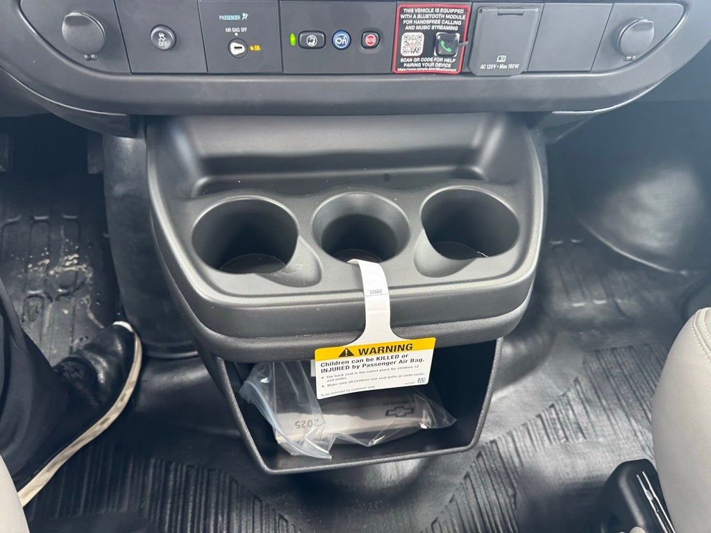 2025 Chevrolet Express 3500 Work Van Cargo