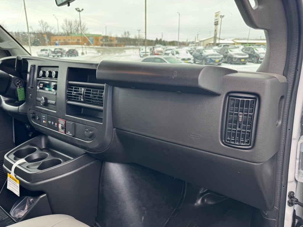 2025 Chevrolet Express 3500 Work Van Cargo