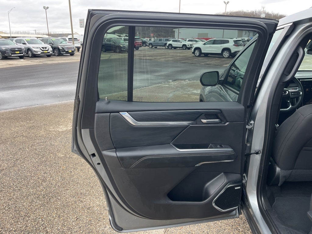 2025 GMC Acadia AWD Elevation