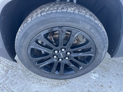 2023 GMC Acadia AWD SLT