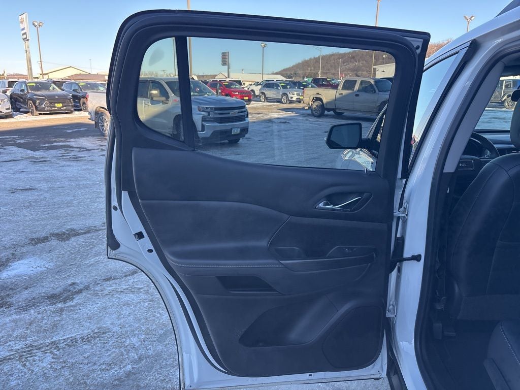 2023 GMC Acadia AWD SLT