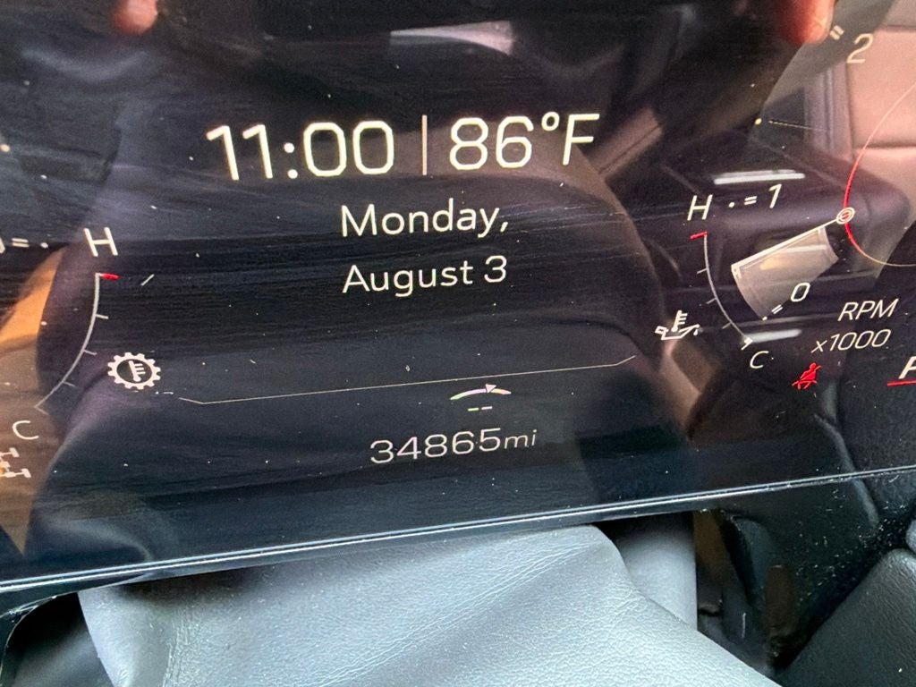 2025 GMC Yukon 4WD Denali