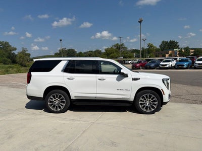 2025 GMC Yukon 4WD Denali