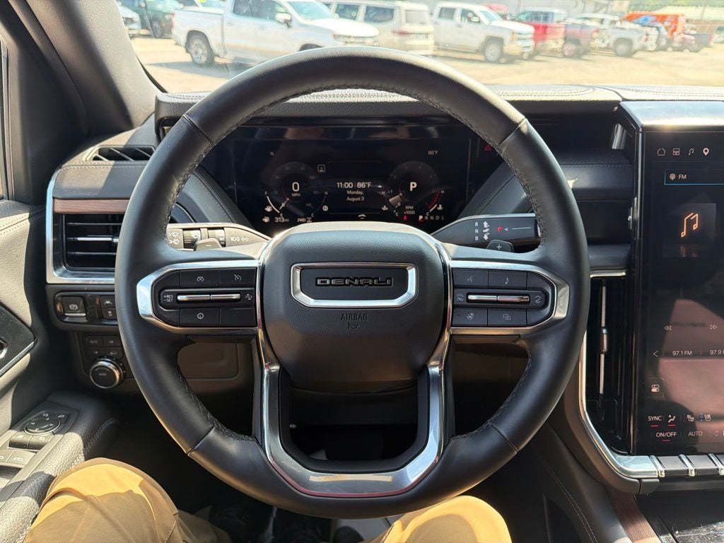 2025 GMC Yukon 4WD Denali