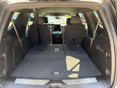 2025 GMC Yukon 4WD Denali