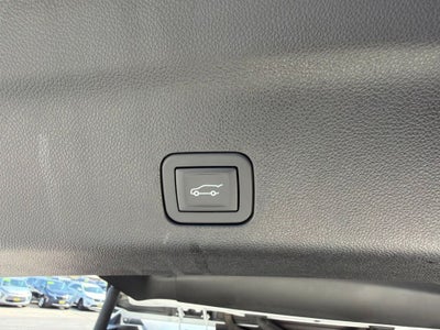 2025 GMC Yukon 4WD Denali