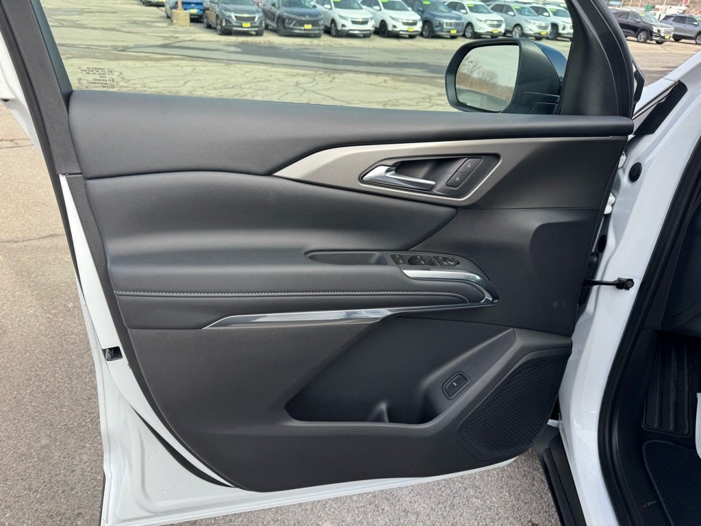 2026 Chevrolet Traverse LT 2LT