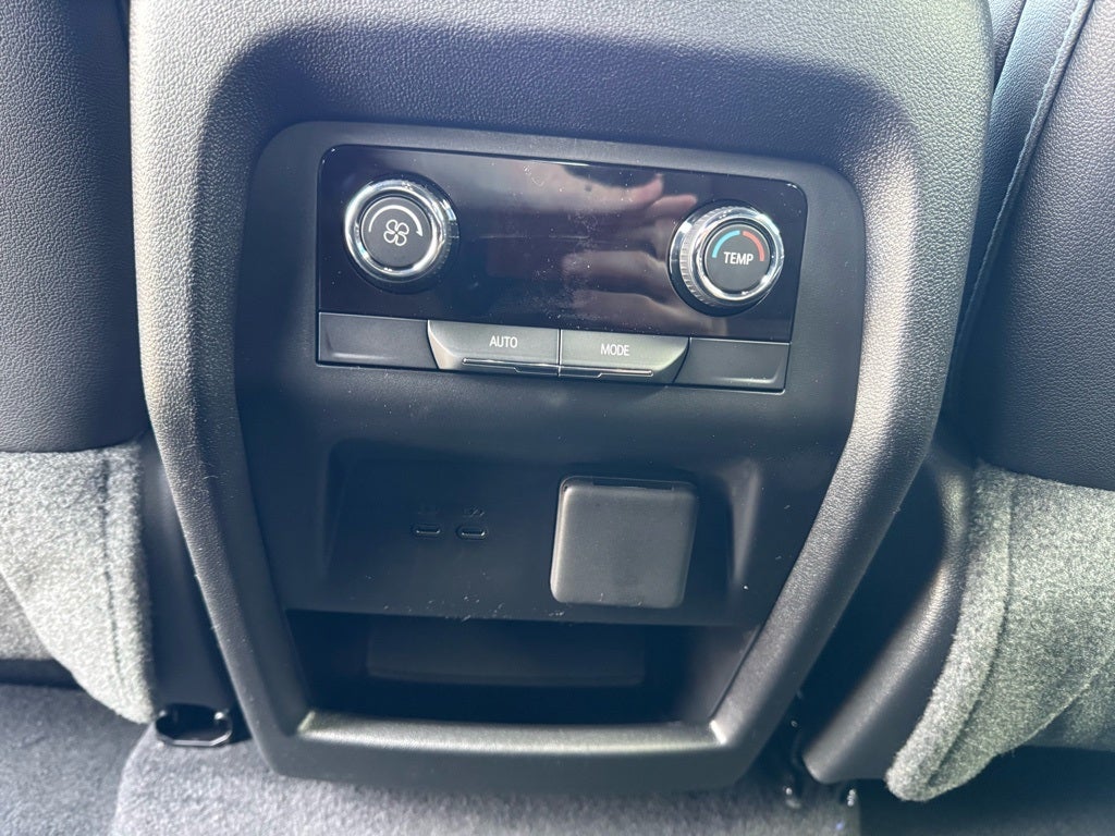 2026 Chevrolet Traverse LT 2LT