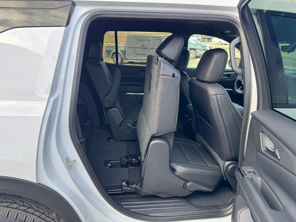 2026 Chevrolet Traverse LT 2LT