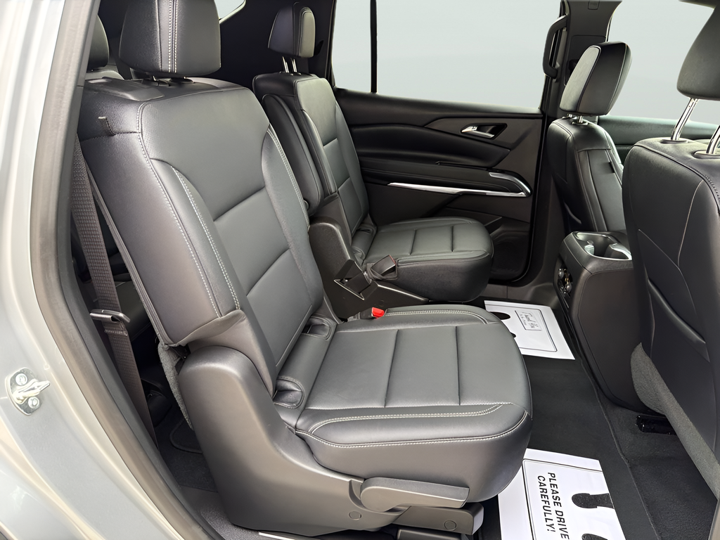 2026 Chevrolet Traverse AWD LT