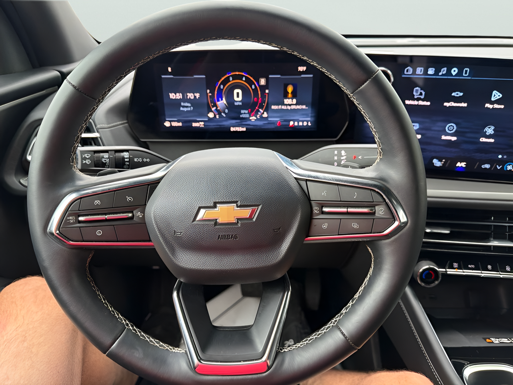 2026 Chevrolet Traverse AWD LT