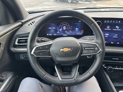 2025 Chevrolet Traverse AWD LT