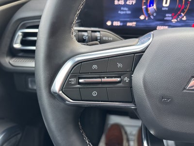 2025 Chevrolet Traverse AWD LT