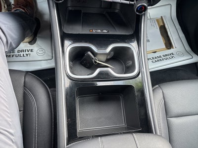 2025 Chevrolet Traverse AWD LT