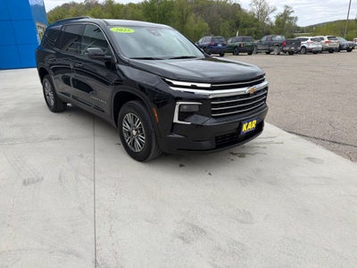 2025 Chevrolet Traverse AWD LT