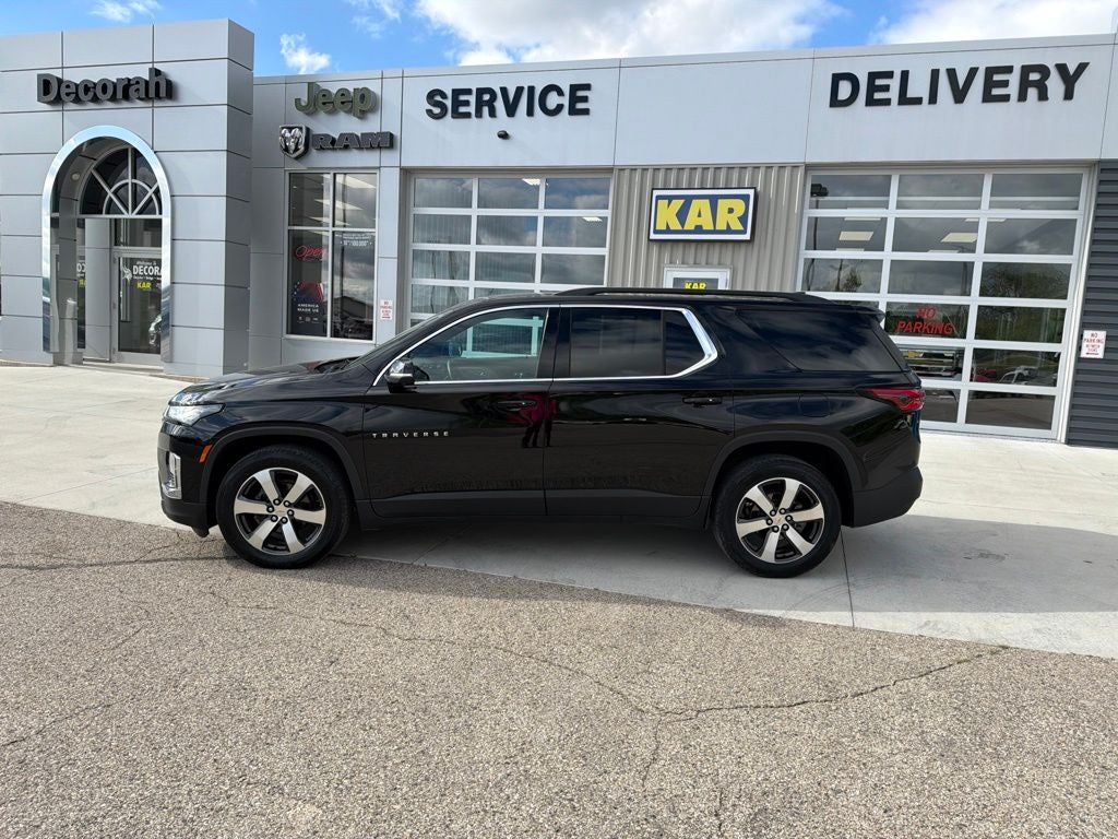 2023 Chevrolet Traverse AWD LT Leather