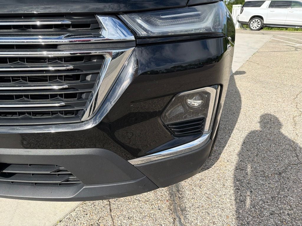 2023 Chevrolet Traverse AWD LT Leather