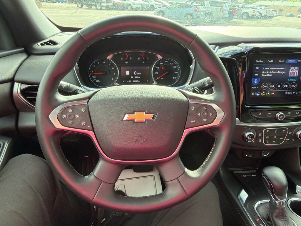 2023 Chevrolet Traverse AWD LT Leather