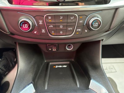 2023 Chevrolet Traverse AWD LT Leather