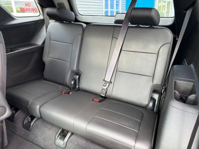 2023 Chevrolet Traverse AWD LT Leather