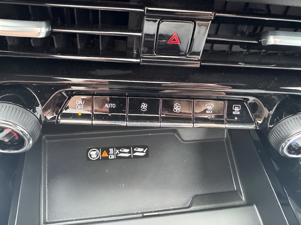 2026 Chevrolet Suburban Premier, 4WD