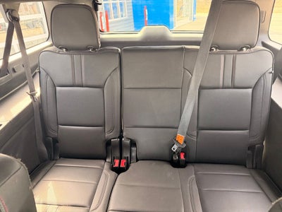 2023 Chevrolet Suburban 4WD RST