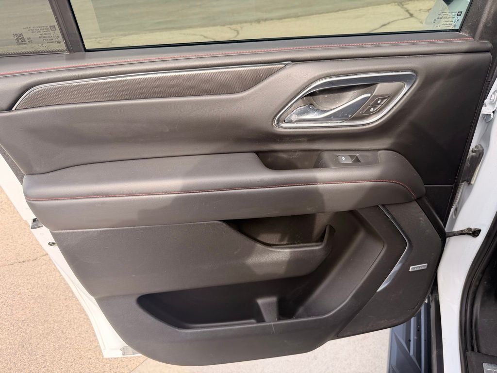 2023 Chevrolet Suburban 4WD RST