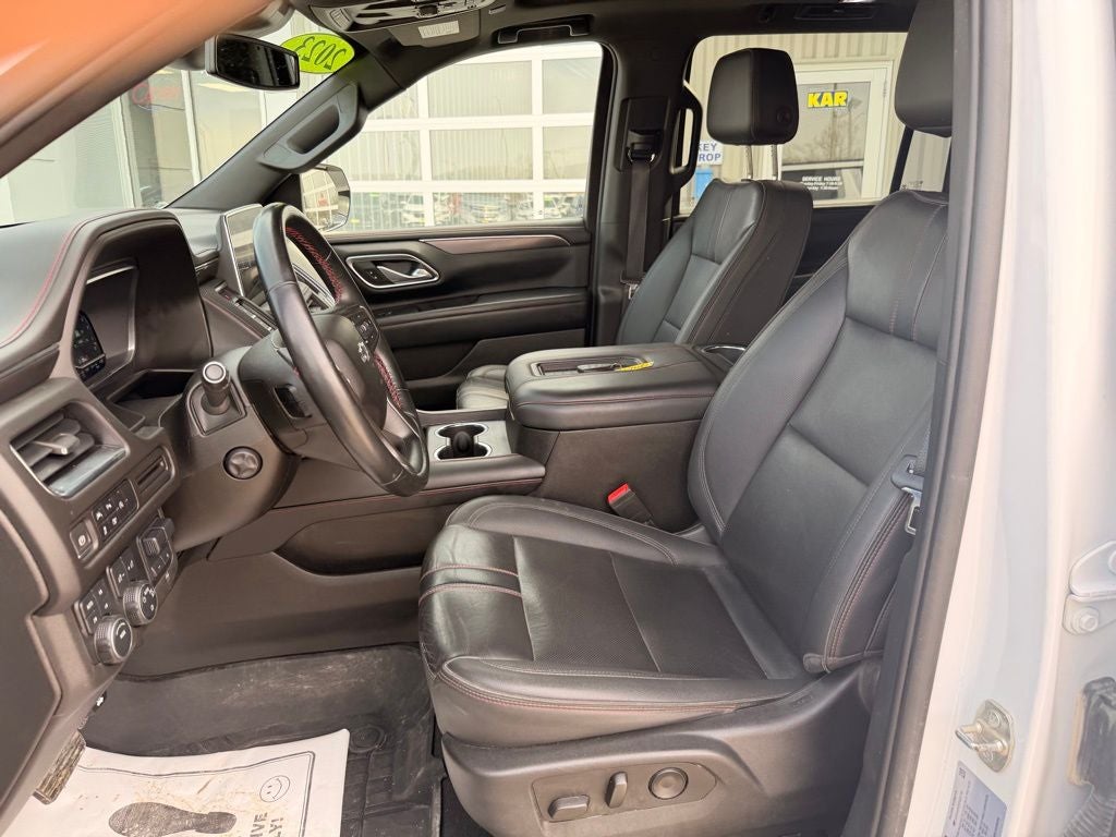 2023 Chevrolet Suburban 4WD RST