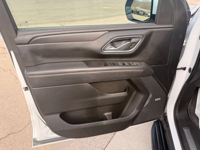 2023 Chevrolet Suburban 4WD RST