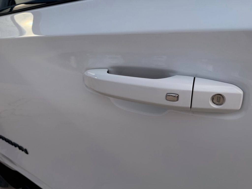 2023 Chevrolet Suburban 4WD RST