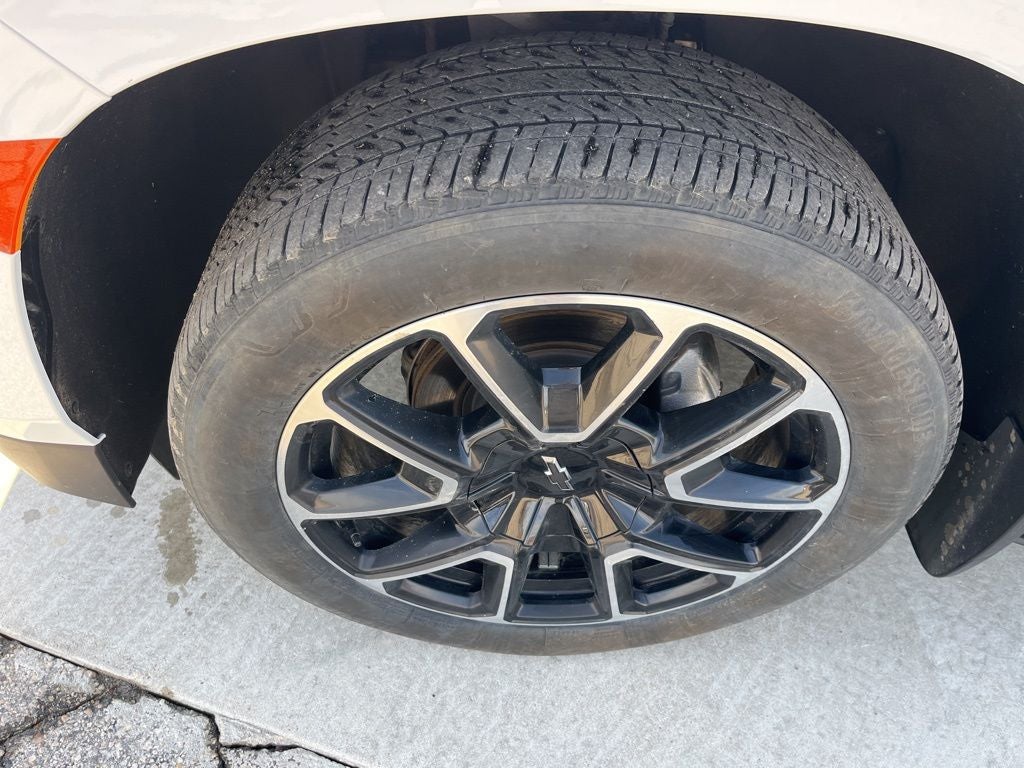 2021 Chevrolet Suburban 4WD RST