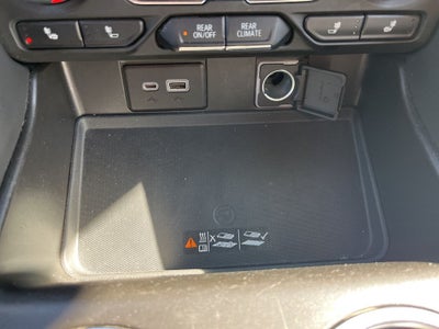 2021 Chevrolet Suburban 4WD RST