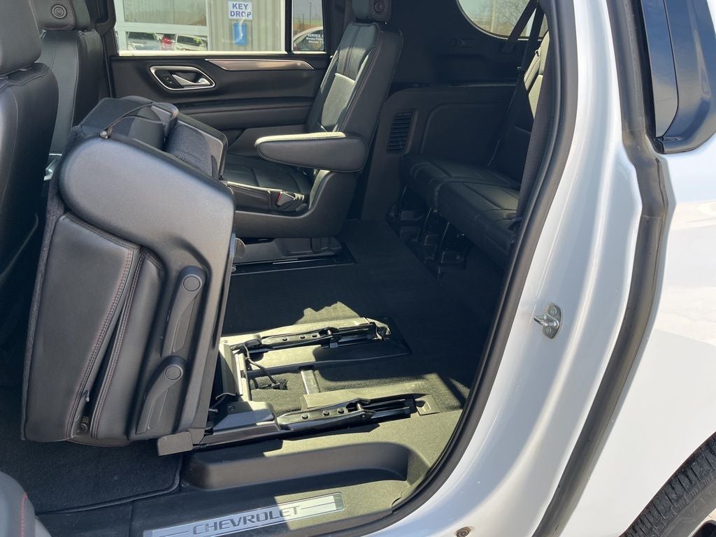 2021 Chevrolet Suburban 4WD RST