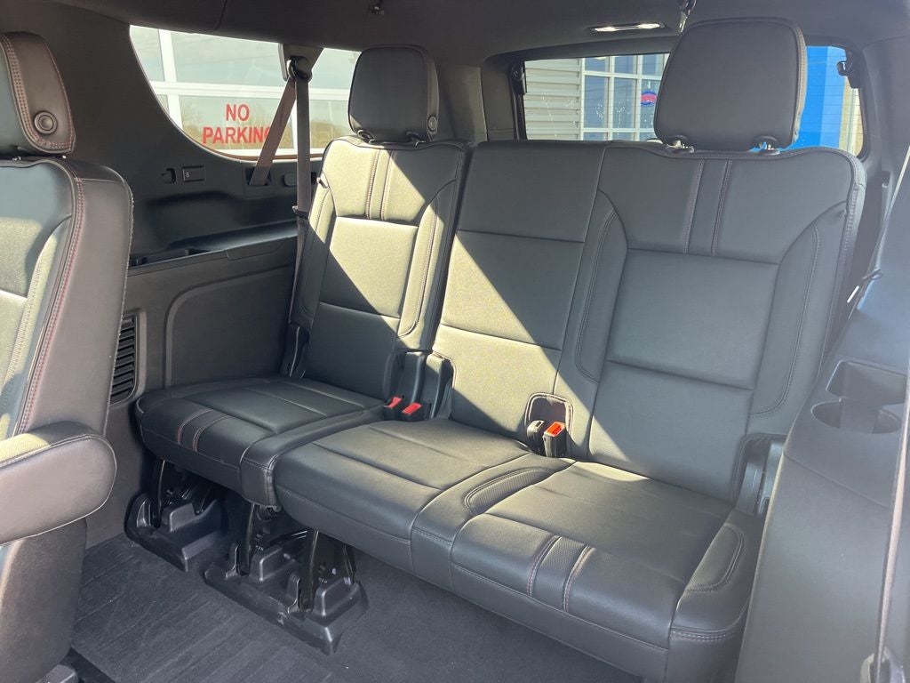 2021 Chevrolet Suburban 4WD RST