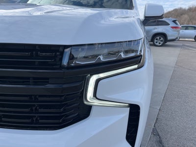 2023 Chevrolet Suburban 4WD RST