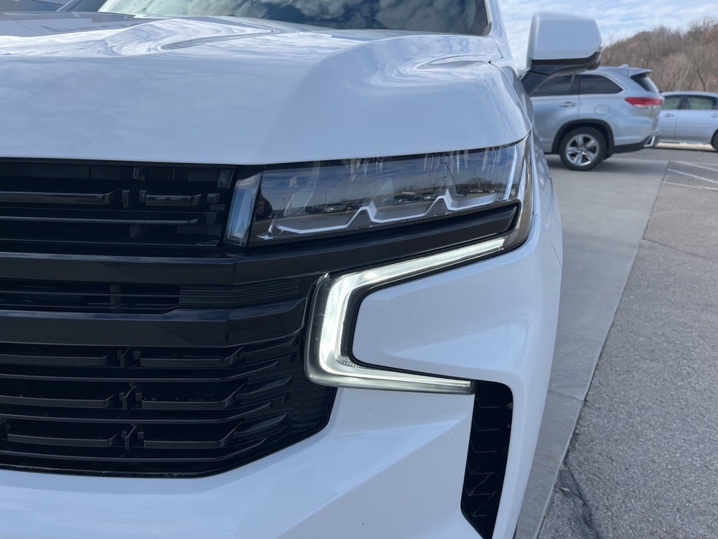 2023 Chevrolet Suburban 4WD RST