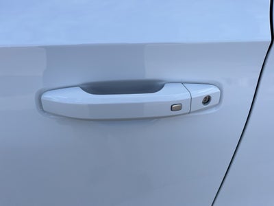 2023 Chevrolet Suburban 4WD RST