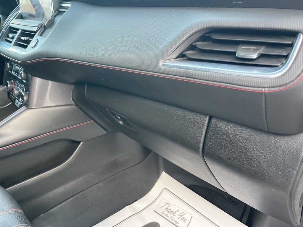 2023 Chevrolet Suburban 4WD RST