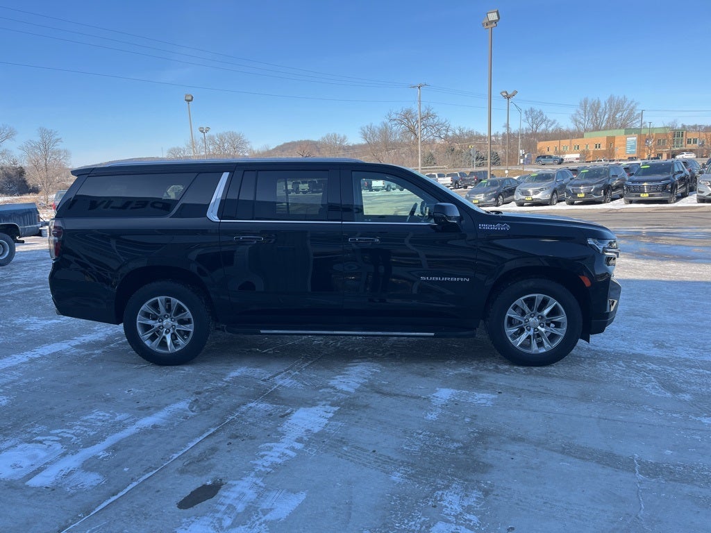 2023 Chevrolet Suburban 4WD High Country