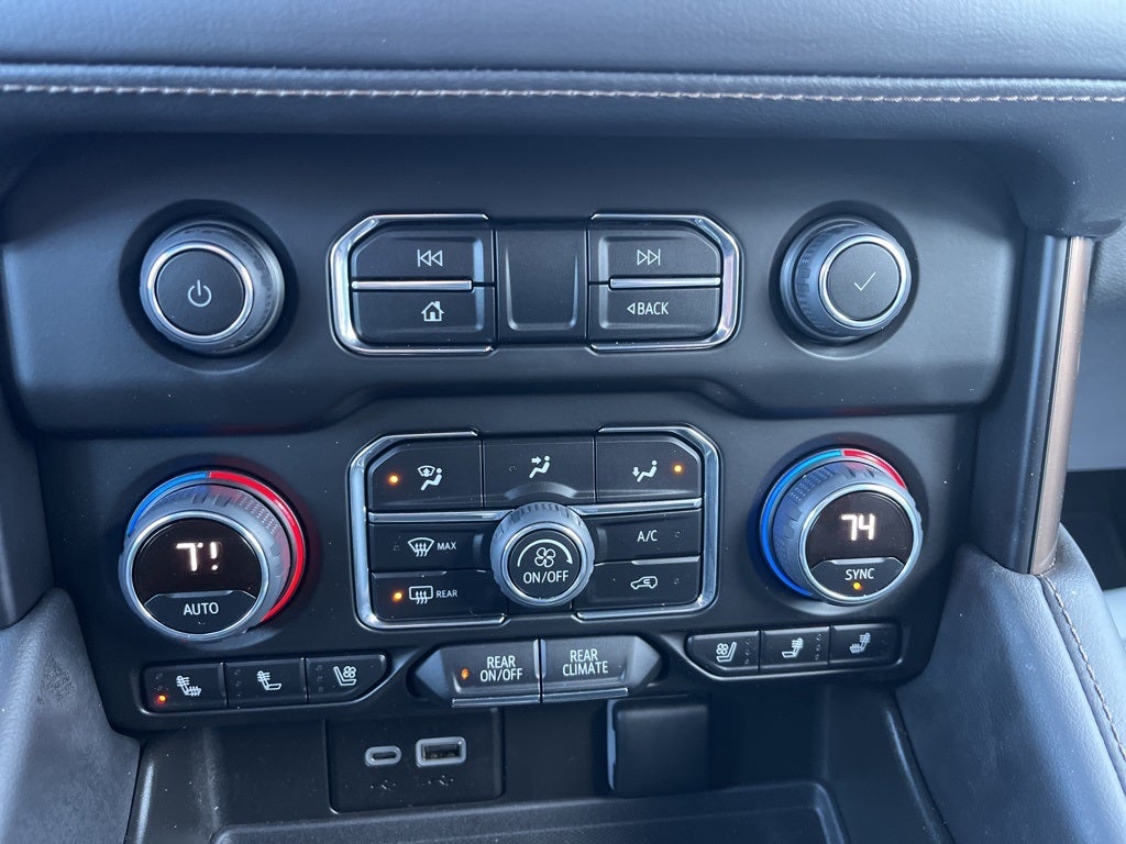 2023 Chevrolet Suburban 4WD High Country