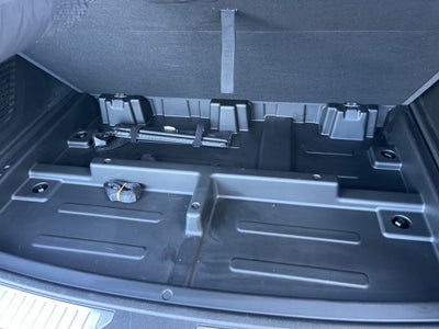 2023 Chevrolet Suburban 4WD High Country