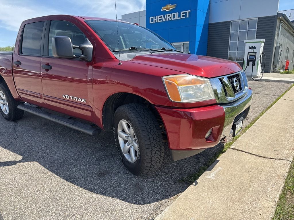 2014 Nissan Titan SV