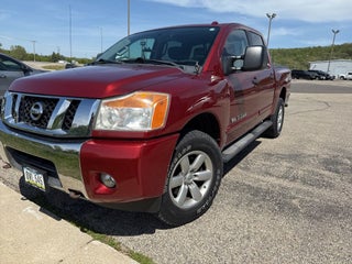 2014 Nissan Titan SV