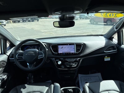2027 Chrysler Pacifica PACIFICA SELECT