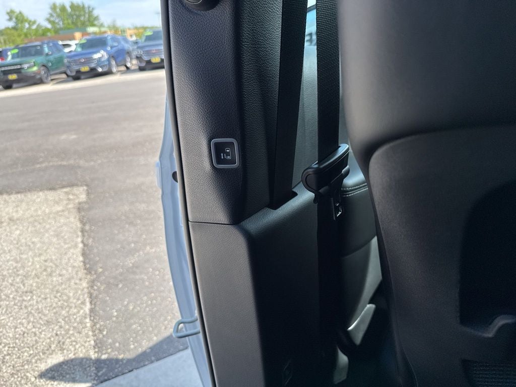 2027 Chrysler Pacifica PACIFICA SELECT