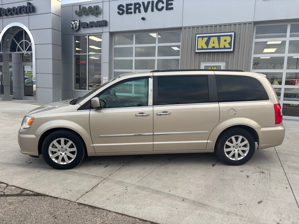 2015 Chrysler Town & Country Touring