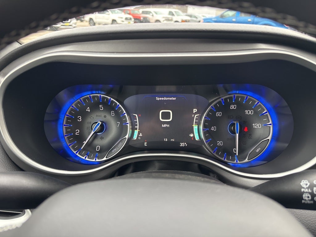 2026 Chrysler Voyager VOYAGER LX