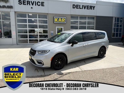 2024 Chrysler Pacifica Touring