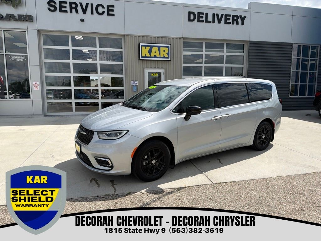 2024 Chrysler Pacifica Touring